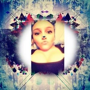 Meet your Posher, Hailie